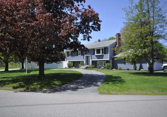 1st image of 46 Bridle Rd, Bridgewater, MA 02324 | MLS# 73557338
