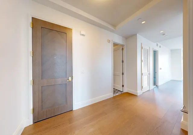 4th image of 240 Devonshire Street #4212, Boston, MA 02110 | MLS# 73521489
