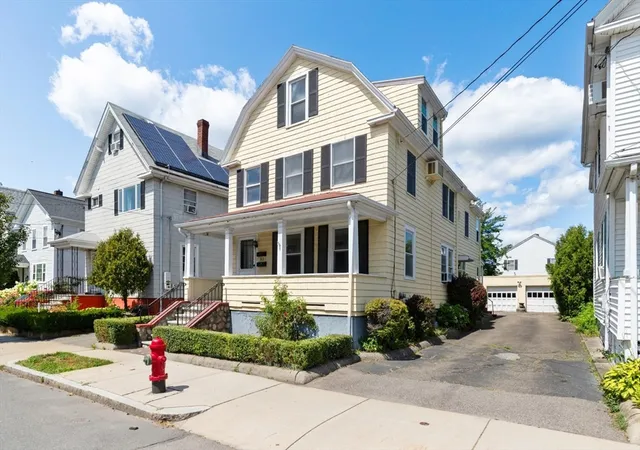2nd image of 51 Oakland Street, Malden, MA 02148 | MLS# 73565114