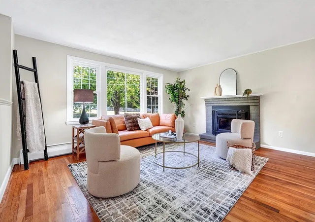 2nd image of 11 Appletree, Bedford, MA 01730 | MLS# 73565589