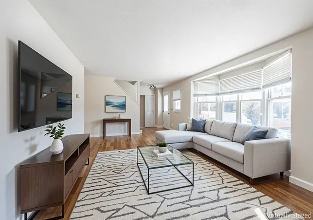 1st image of 4 Rowe Ct #4, Roslindale, MA 02131 | MLS# 73482953