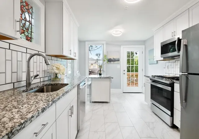 4th image of 7 Waumbeck #2, Dorchester, MA 02121 | MLS# 73496552