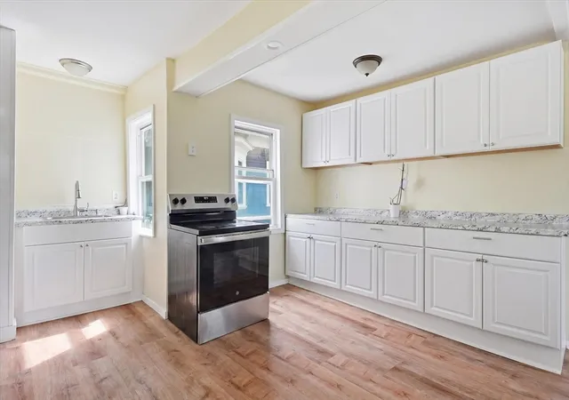 5th image of 24 Mason St, Salem, MA 01970 | MLS# 73537990