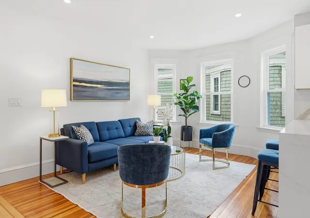 3rd image of 29-31 Cushing St, Cambridge, MA 02138