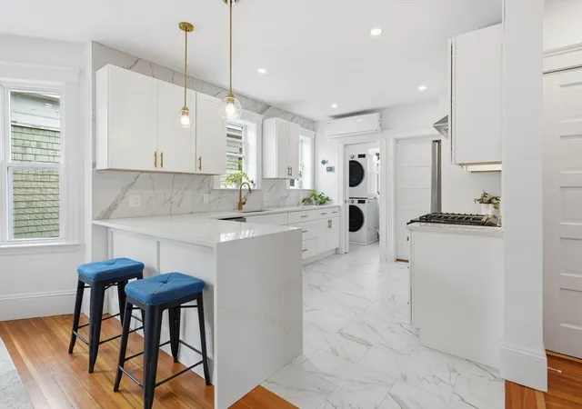 5th image of 29-31 Cushing St, Cambridge, MA 02138