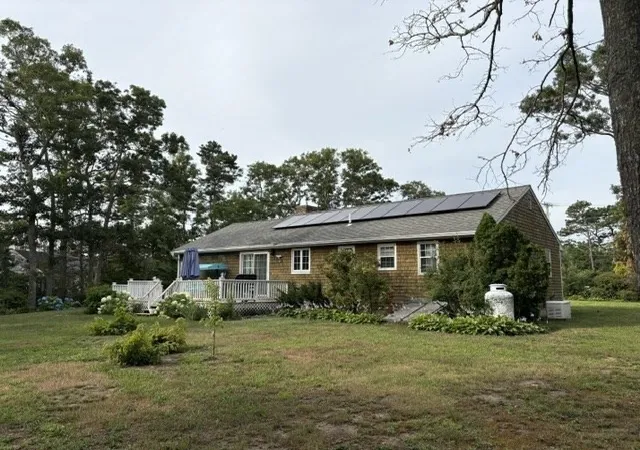 Photo 3 of Sale Pending at 567 Main St, Mashpee, MA 02649 | MLS# 73553562 | Listing updated on 2026-09-23