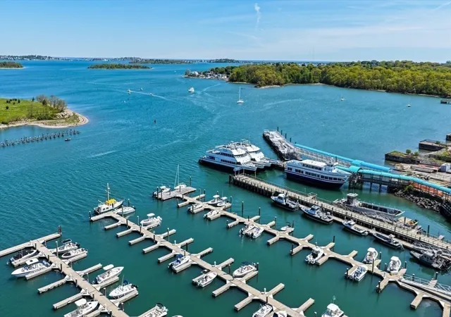 Homes for sale in Hingham, MA | 10 Shipyard Dr #511, Hingham, MA 02043 | MLS# 73520795
