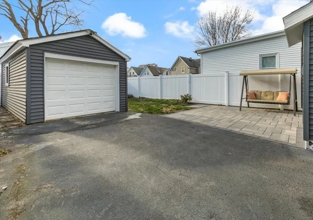 4th image of 725 School St, Lowell, MA 01851 | MLS# 73497266