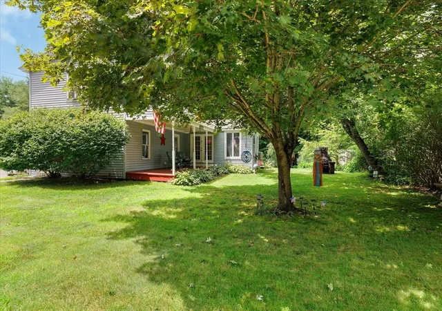 4th image of 13 Tanner Rd, Webster, MA 01570 | MLS# 73555641