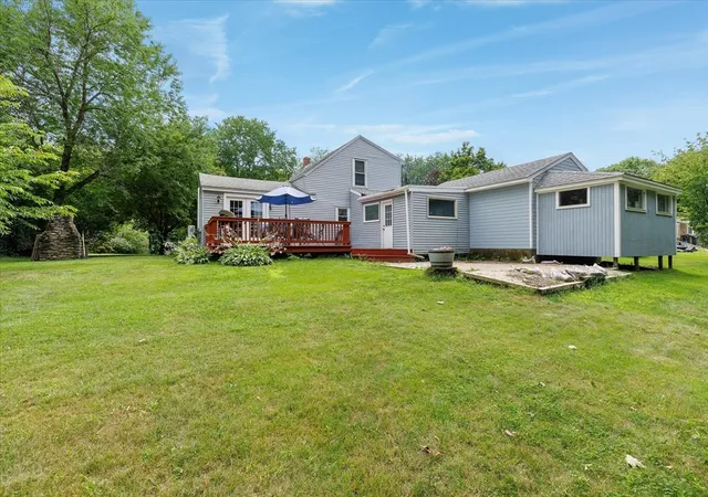 5th image of 13 Tanner Rd, Webster, MA 01570 | MLS# 73555641