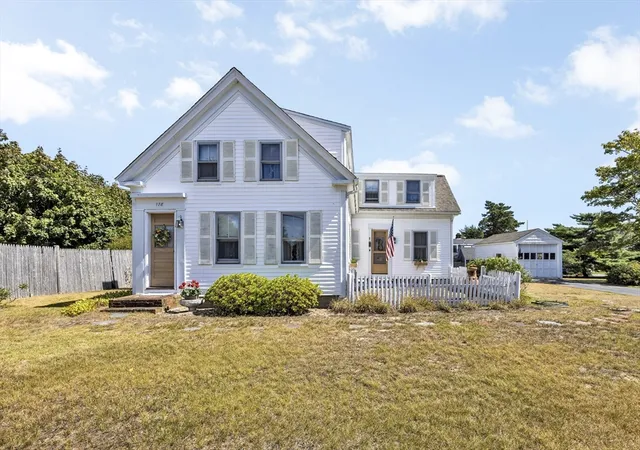 2nd image of 178 School St, West Dennis, MA 02670 | MLS# 73535907