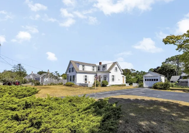 4th image of 178 School St, West Dennis, MA 02670 | MLS# 73535907