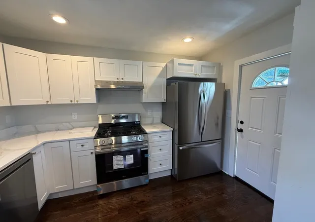 Photo 4 of Sale Pending at 26 Sagamore St, Lynn, MA 01902 | MLS# 73543473 | Listing updated on 2026-09-10