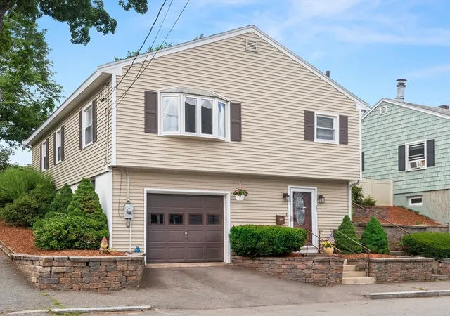 2nd image of 27 Woodside, Salem, MA 01970 | MLS# 73531217