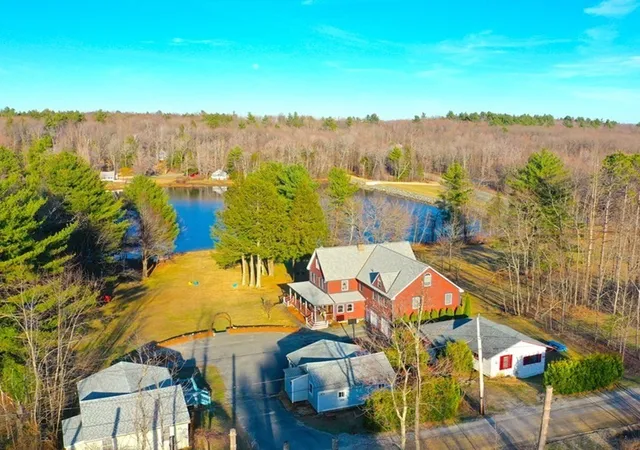 Homes for sale in Goshen, MA | 18 West Shore Dr, Goshen, MA 01032 | MLS# 73542956