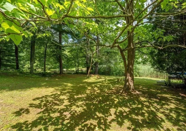 Photo 4 of Single family home for sale at 883 River Road, Groton, CT 06355 | MLS# 73568941 | Listing updated on 2026-08-31