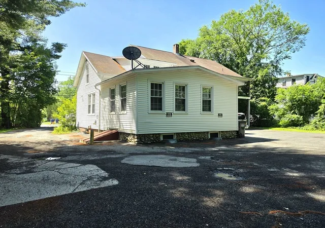 Homes for sale in Amherst, MA | 702-704 Main St, Amherst, MA 01002 | MLS# 73546575
