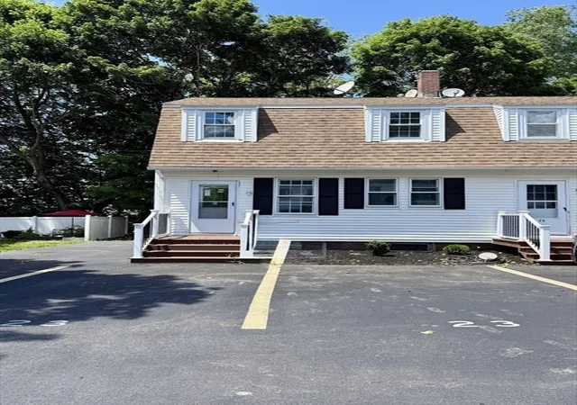 2nd image of 23 Trafalgar Sq, Barre, MA 01005
