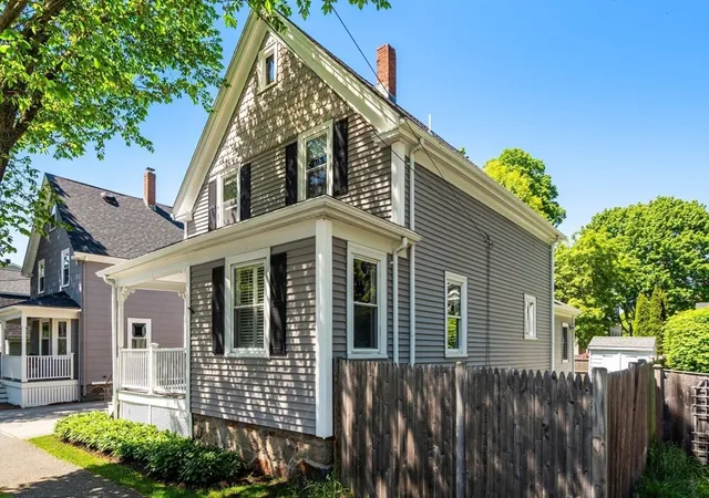 23rd image of 8 Lincoln Street, Manchester, MA 01944 | MLS# 73524879