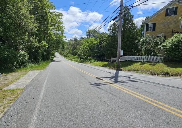 4th image of 289 North Ave, Rochester, MA 02770 | MLS# 73529831