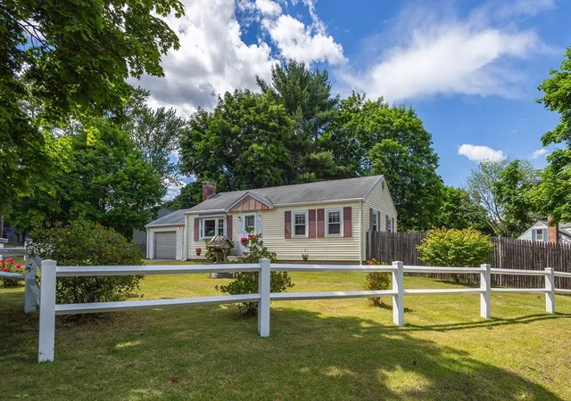 Homes for sale in Stoughton, MA | 2161 Central St, Stoughton, MA 02072 | MLS# 73540097