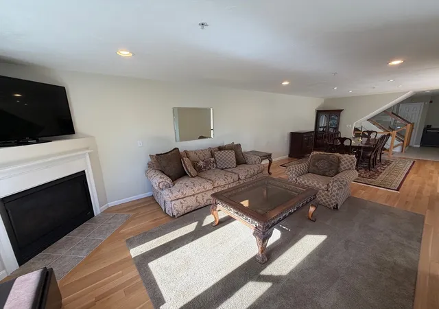 Homes for sale in Ashland, MA | 31 America Blvd #31, Ashland, MA 01721 | MLS# 73523568