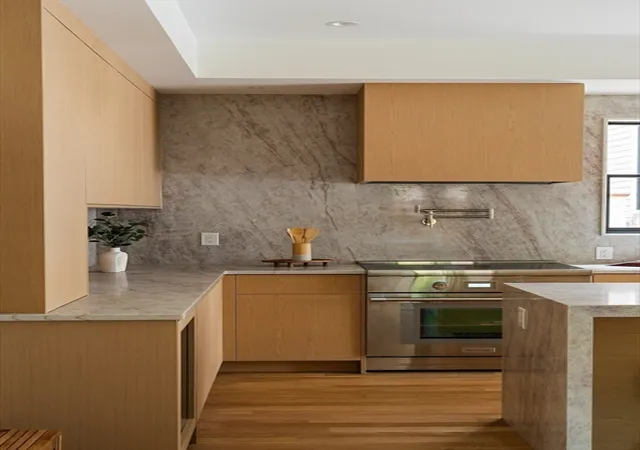 4th image of 11 Mt Auburn St, Cambridge, MA 02138