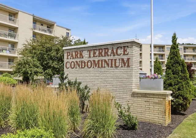 2nd image of 300 Park Terrace Dr #358, Stoneham, MA 02180 | MLS# 73549722