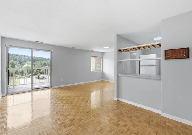 5th image of 300 Park Terrace Dr #358, Stoneham, MA 02180 | MLS# 73549722