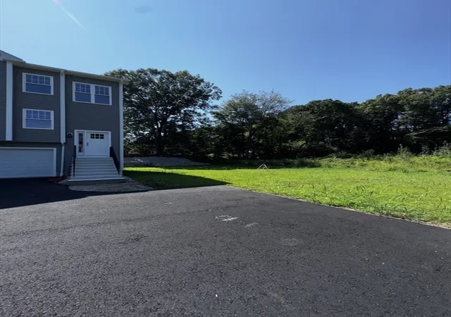 3rd image of 191 Oxford Ave #2, Dudley, MA 01571 | MLS# 73567983