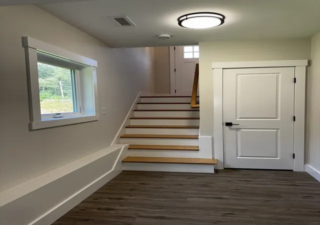 5th image of 191 Oxford Ave #2, Dudley, MA 01571 | MLS# 73567983