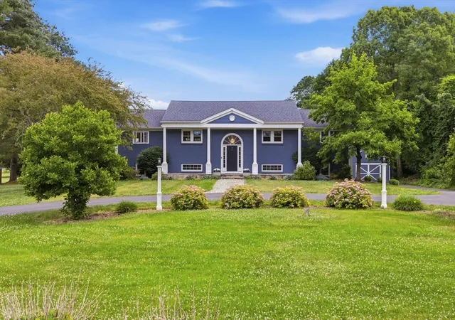 Homes for sale in Southborough, MA | 20 Parkerville Rd, Southborough, MA 01772 | MLS# 73537792