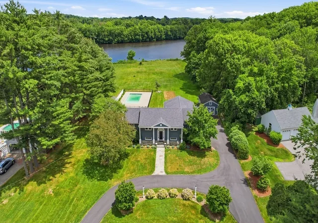 Homes for sale in Southborough, MA | 20 Parkerville Rd, Southborough, MA 01772 | MLS# 73537792