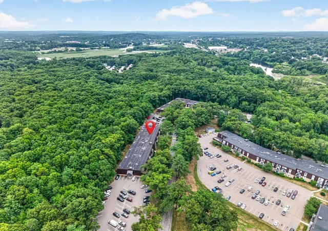 2nd image of 11 Shadowbrook Ln, Milford, MA 01757