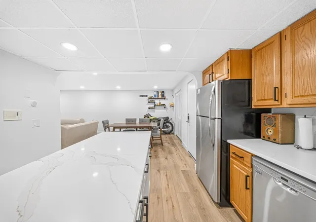 4th image of 11 Shadowbrook Ln, Milford, MA 01757