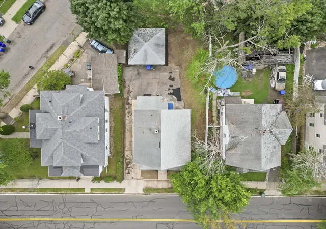 41st image of 615 White St, Springfield, MA 01108 | MLS# 73567370