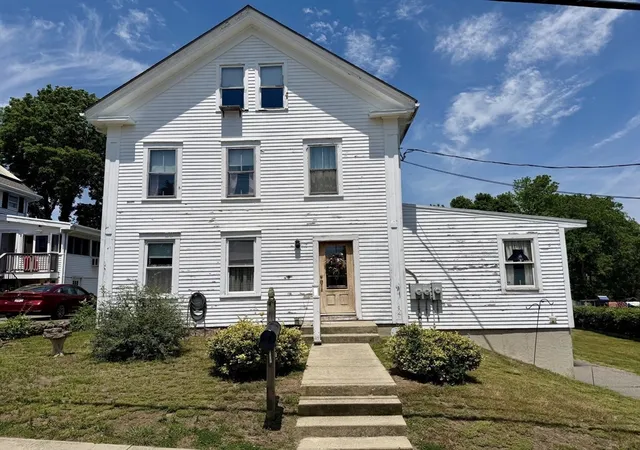 Homes for sale in Somerset, MA | 74 South St, Somerset, MA 02726 | MLS# 73535433