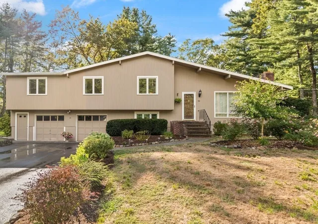 1st image of 39 Austin Rd, Sudbury, MA 01776 | MLS# 73495728