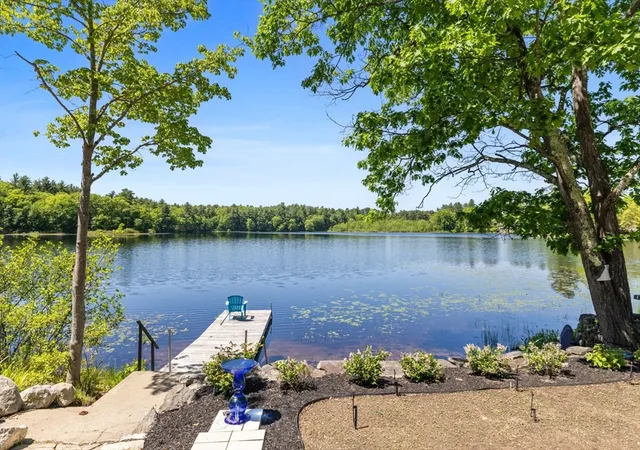 Homes for sale in Westford, MA | 35 Keyes Rd, Westford, MA 01886 | MLS# 73525580