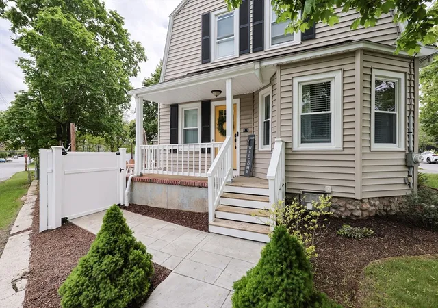 Homes for sale in New Bedford, MA | 871 Wildwood Rd, New Bedford, MA 02745 | MLS# 73545034