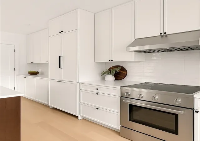Photo 4 of Condo for sale at 4 Elm St #4, West Newton, MA 02465 | MLS# 73528348 | Listing updated on 2026-09-04