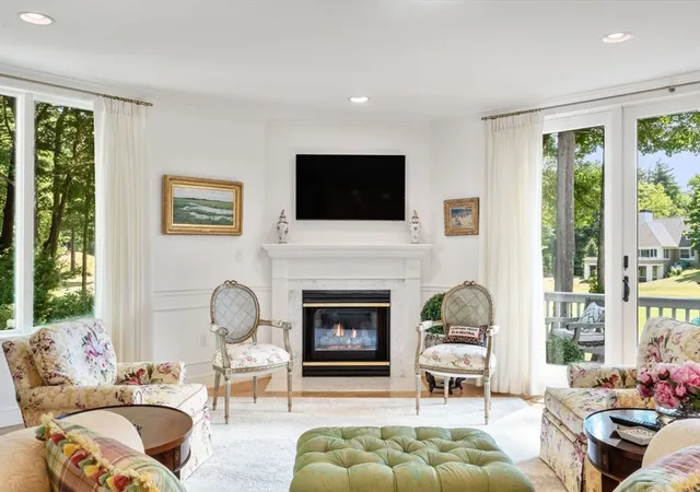 3rd image of 11 Eagle Ct, Ipswich, MA 01938 | MLS# 73559444