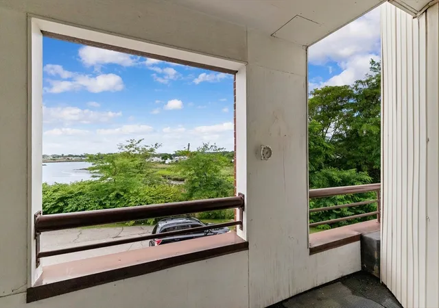 Listing Photo 4 - Condo for sale in building located at 21 Margin St, Lynn, MA 01905 - Unit #27