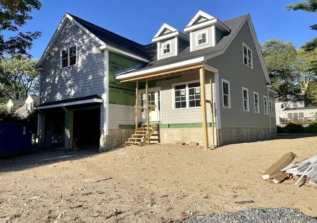 Photo 3 of Sale Pending at 24 Glenmere Cir, Reading, MA 01867 | MLS# 73508271 | Listing updated on 2026-09-02