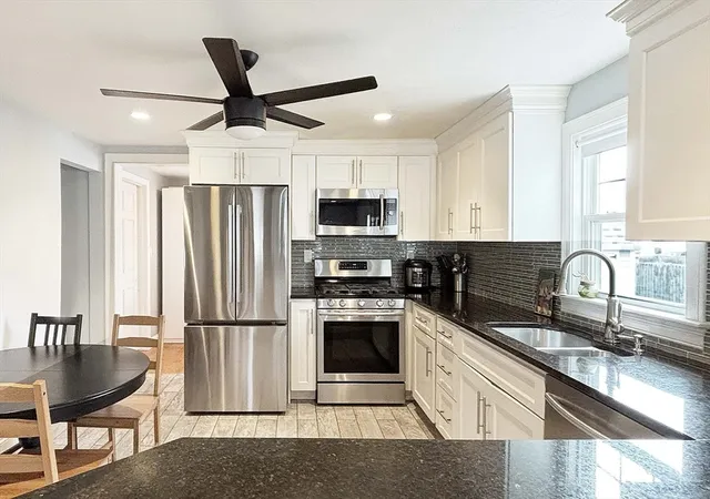 4th image of 44 Harmon St, Lynn, MA 01905 | MLS# 73550827