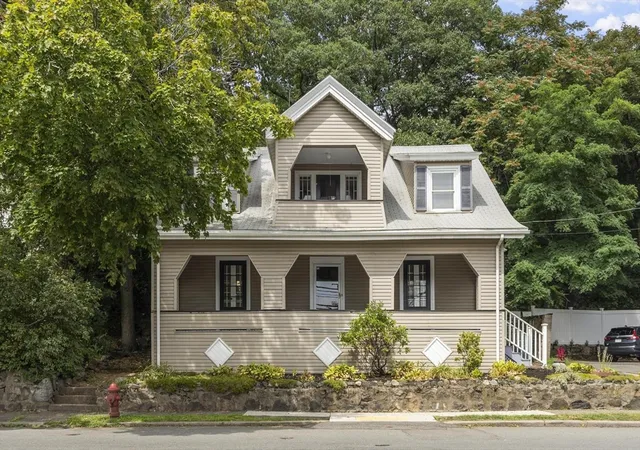 2nd image of 219 Walnut Street, Lynn, MA 01905 | MLS# 73566144