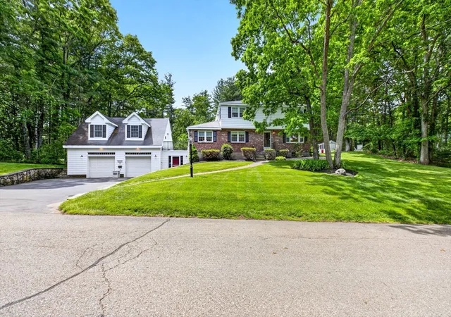 Homes for sale in Westford, MA | 15 Jefferson Rd, Westford, MA 01886 | MLS# 73531275