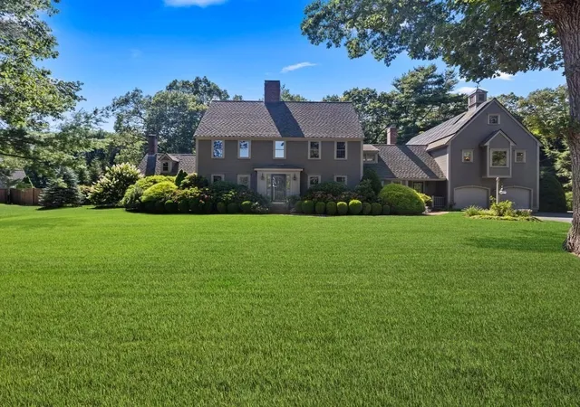 Photo 1 of Sale Pending at 20 Possum Run, Duxbury, MA 02332 | MLS# 73428650 | Listing updated on 2025-12-03