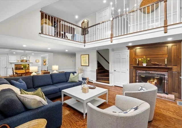 Photo 3 of Sale Pending at 20 Possum Run, Duxbury, MA 02332 | MLS# 73428650 | Listing updated on 2025-12-03