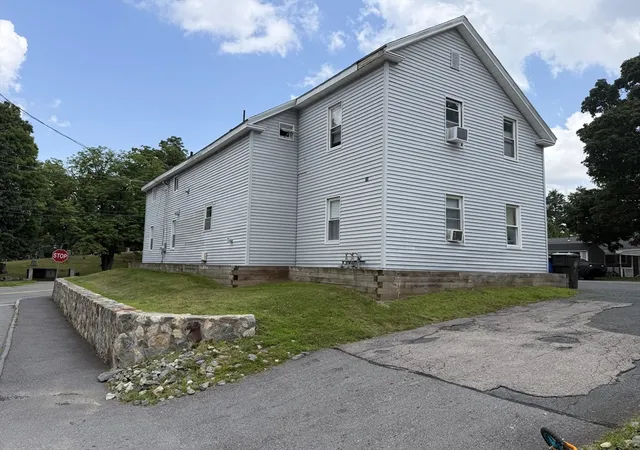 Photo 4 of House for sale at 58 Stevens St, Marlborough, MA 01752 | MLS# 73554141 | Listing updated on 2026-09-15